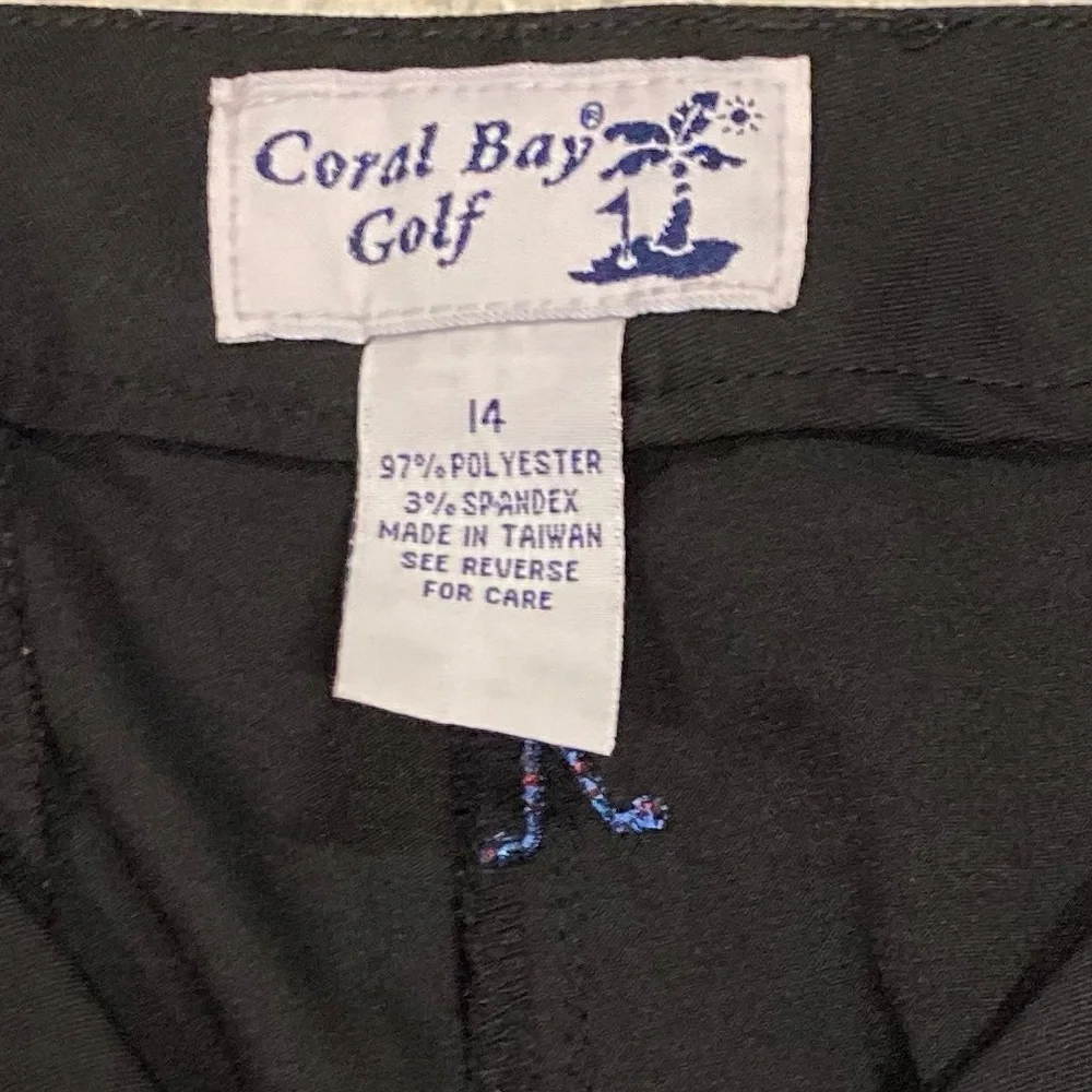 Coral Bay Golf Women’s Golf Shorts - Picture 5 of 7